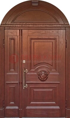 Коричневая арочная железная дверь с виноритом ДА-40 в Краснодаре