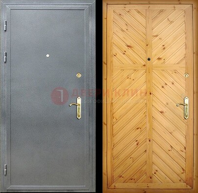 Серая металлическая дверь с евровагонкой ДЕ-12 в Красноармейске