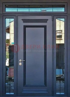 Черная металлическая дверь с фрамугой и филенкой ДФГ-19 в Красноармейске