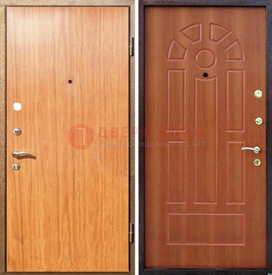 Светлая железная дверь с ламинатом МДФ внутри ДЛ-15 в Красноармейске