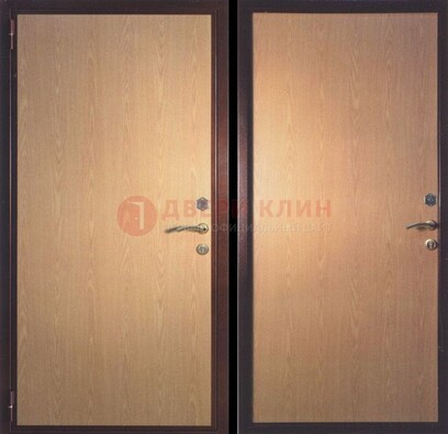 Коричневая металлическая дверь с ламинатом ДЛ-17 в Красноармейске