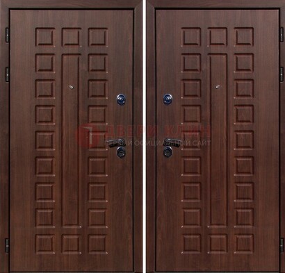 Коричневая железная дверь с МДФ снаружи ДМ-113 в Пскове