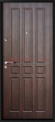 Темная железная дверь с МДФ ДМ-141 в панельный дом в Красноармейске
