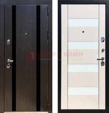 Черная железная дверь с МДФ и декоративными вставками ДМ-157 в Красноармейске