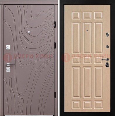 Светло-коричневая железная филенчатая дверь с рисунком МДФ ДМ-283 в Красноармейске