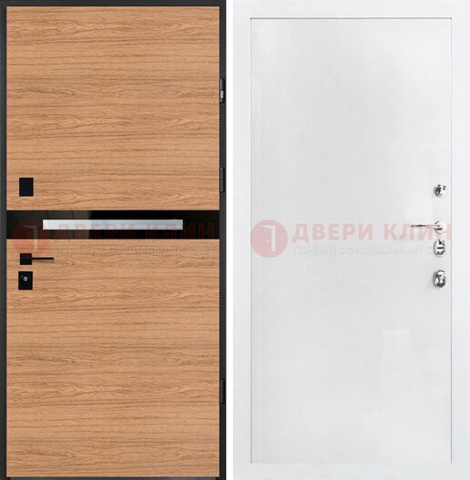 Железная коричневая дверь с МДФ в белом цвете ДМ-313