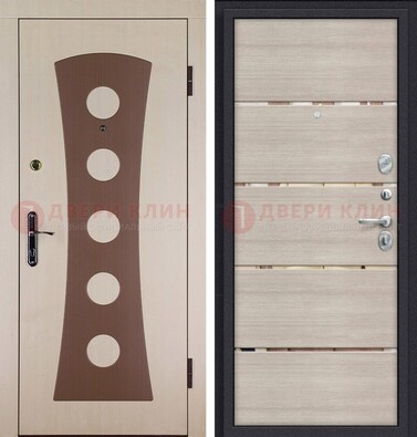 Светлая металлическая дверь с МДФ в квартиру ДМ-365 в Красноармейске