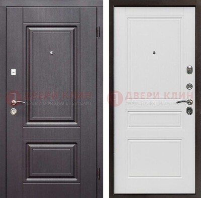 Классическая железная дверь с МДФ панелями ДМ-437 в Красноармейске