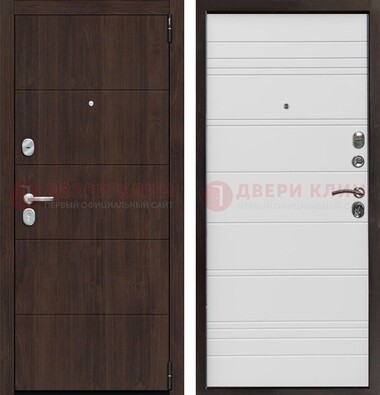 Темная квартирная дверь с МДФ хайтек ДМ-451 в Красноармейске