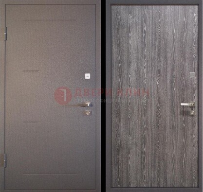 Серая металлическая дверь с порошковым напылением ДП-148 в Красноармейске