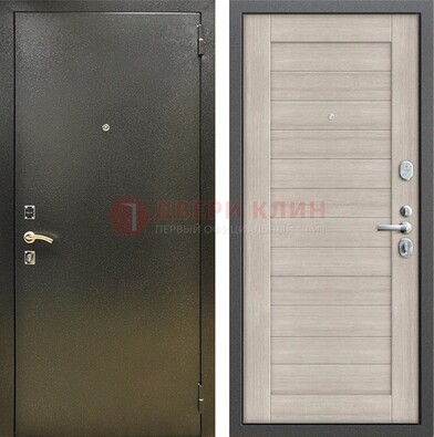 Стальная темно-серая дверь с порошковой отделкой и МДФ панелью ДП-278 в Красноармейске