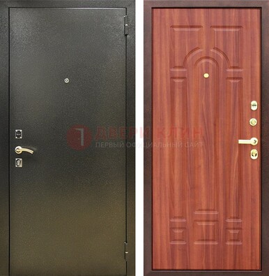 Входная темно-серая дверь с порошковой отделкой и МДФ Миланский орех ДП-281 в Красноармейске