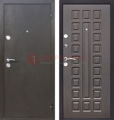 Коричневая железная дверь с порошковым окрасом ДП-63 в Красноармейске