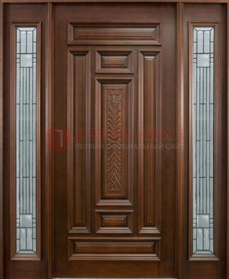 Парадная дверь с резьбой ДПР-70 в кирпичный дом в Красноармейске