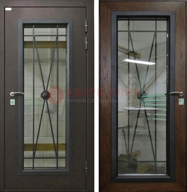 Коричневая железная дверь со стеклом для частного дома ДС-8 в Красноармейске