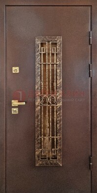 Металлическая дверь с порошковым напылением со стеклом и ковкой ДСК-110 в Орле