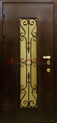 Металлическая дверь с армированным стеклопакетом и ковкой ДСК-20 в Ростове-На-Дону