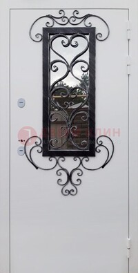 Белая уличная дверь Порошок со стеклом и ковкой ДСК-222 в Красноармейске