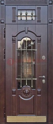 Металлическая дверь массив со стеклом и ковкой с фрамугой ДСК-249 в Красноармейске