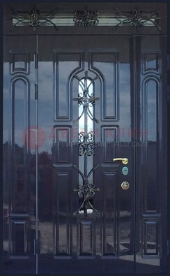 Глянцевая полуторная дверь Винорит стекло и ковка ДСК-275 в Красноармейске