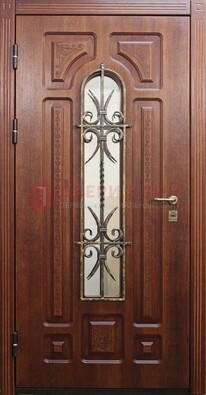 Тяжелая стальная дверь со стеклом и ковкой ДСК-42 в Красноармейске