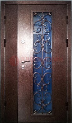 Двойная металлическая дверь со стеклом и ковкой ДСК-4 в Красноармейске