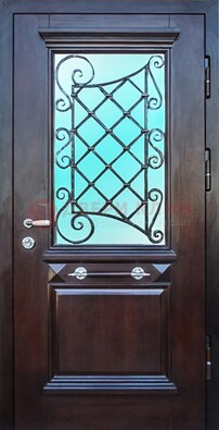 Коттеджная металлическая дверь со стеклом и ковкой ДСК-57 в Ростове-На-Дону