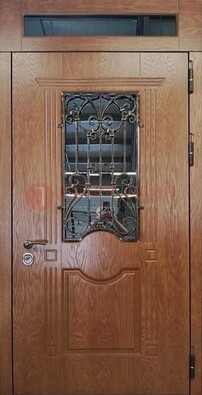 Металлическая входная дверь со стеклом и ковкой для дома ДСК-96 в Пензе