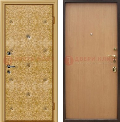 Светлая металлическая дверь с винилискожей ДВ-34 в Красноармейске