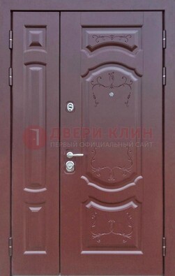 Коричневая стальная полуторная дверь с МДФ ПЛ-14 в Красноармейске